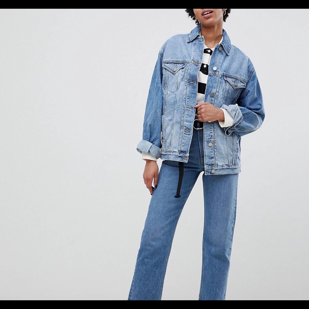 🎁 NWT TRUCKER JEAN JACKET 🎁 - Picture 5 of 5